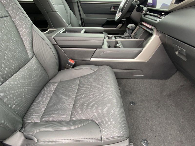 New 2025 Toyota Tundra Limited HybridImage 10