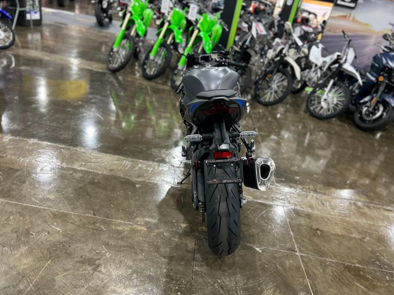 New 2026 Kawasaki NINJA ZX-6R Image 11