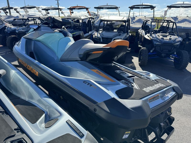 2023 SEADOO PWC GTI SE 130 GY IBR 23  in a GRAY exterior color. Family PowerSports (877) 886-1997 familypowersports.com 