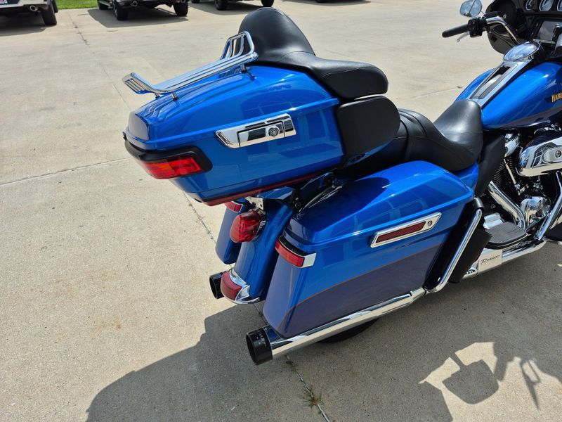 Used 2017 Harley-Davidson Ultra Limited Image 6