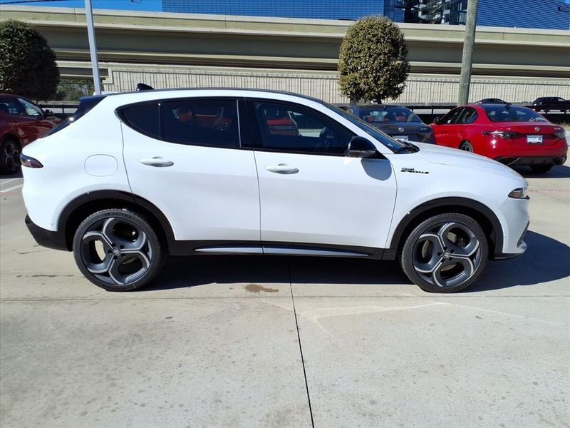 New 2026 Alfa Romeo Tonale Sport Speciale AwdImage 5