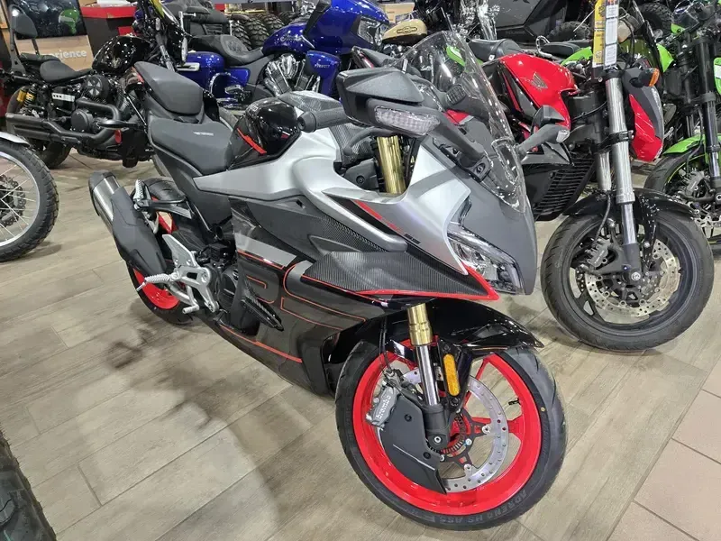 NEW 2026 CFMOTO 450SS Image 1