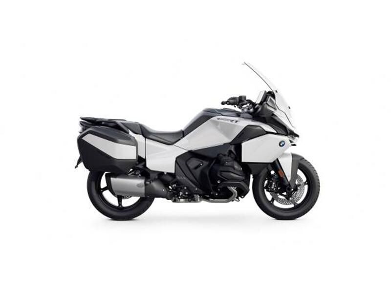 2026 BMW R 1300 RTImage 1