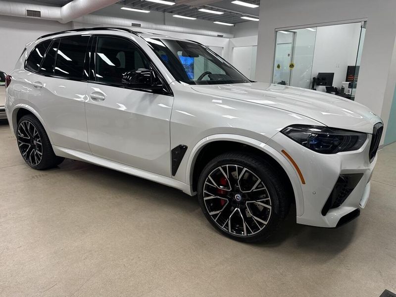 2023 BMW X5 M CompetitionImage 1