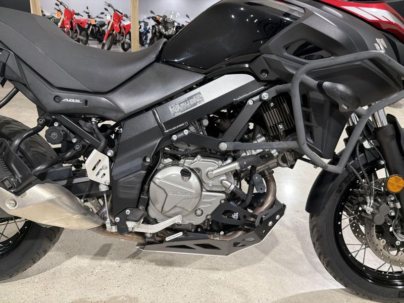 Used 2021 Suzuki V-STROM 650XT CA Image 20