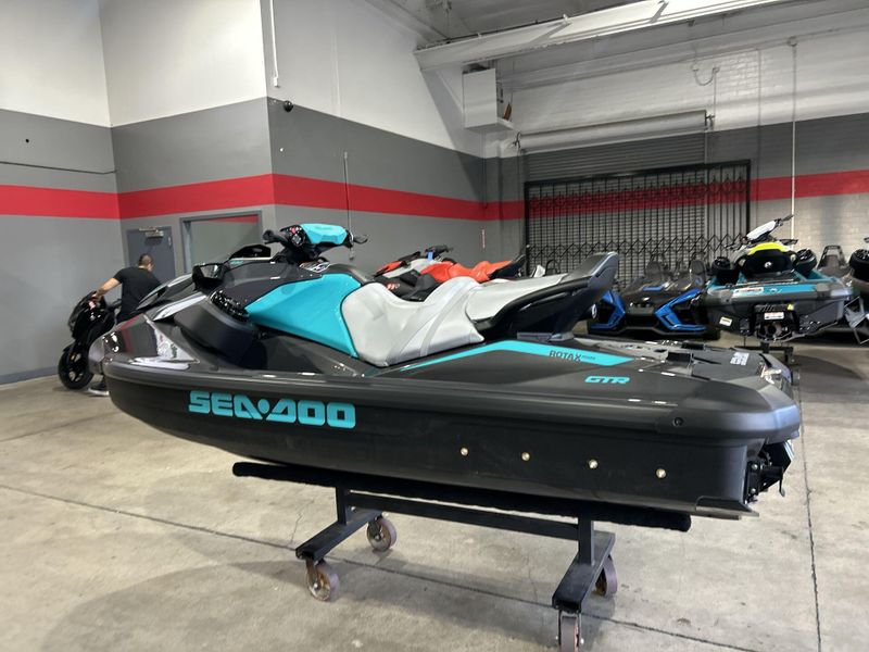 New 2026 Sea-Doo GTR 230 (SOUND SYSTEM) Image 12