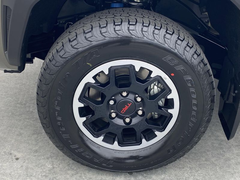 2025 Toyota Tacoma TRD Off RoadImage 8
