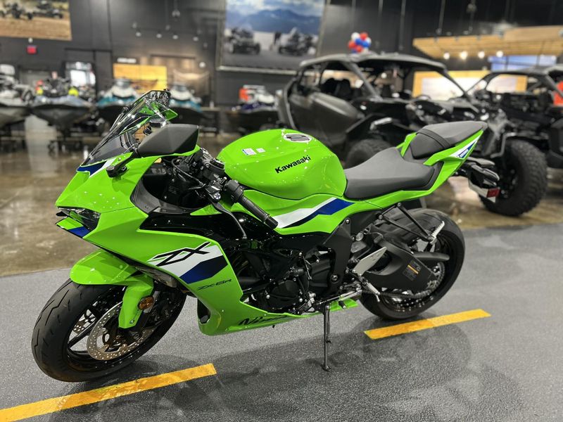 New 2026 Kawasaki NINJA ZX-6R ABS Image 11