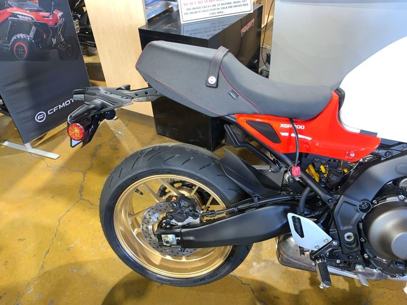 New 2025 Yamaha XSR900 Image 12