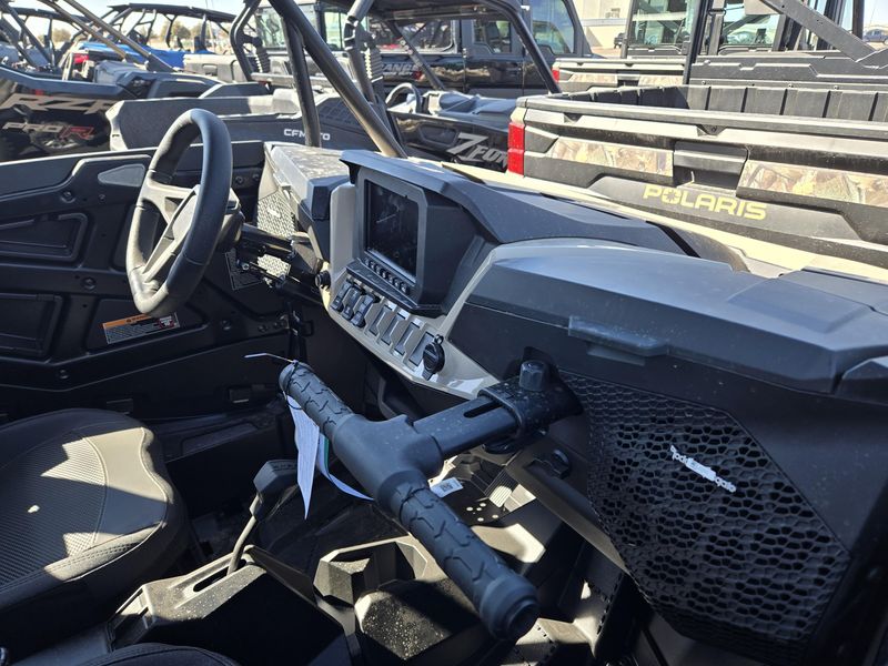 NEW 2026 POLARIS RZR XP 4 1000 ULTIMATE Image 9