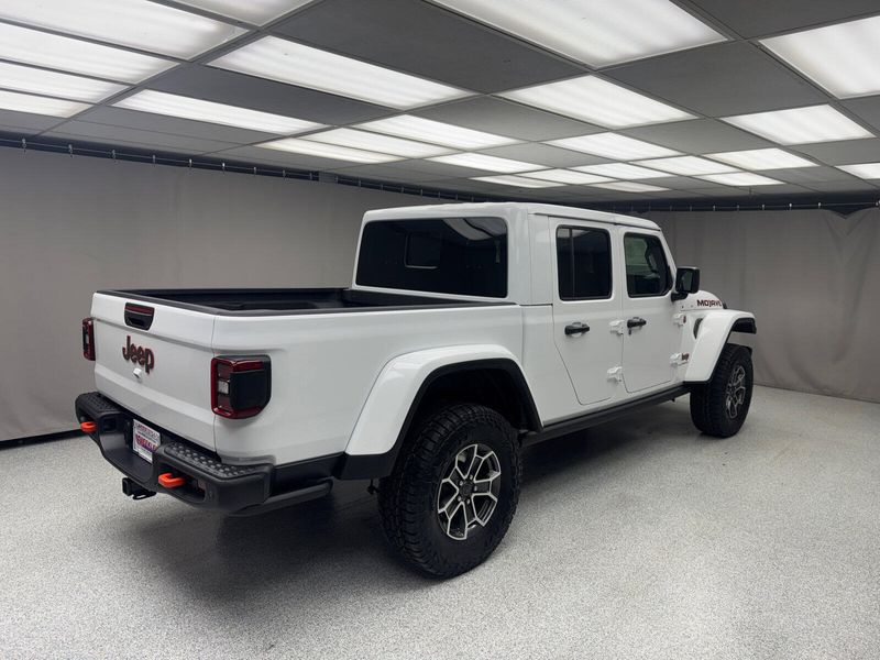 2025 Jeep Gladiator Mojave X 4x4Image 3