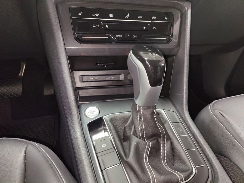 2024 Volkswagen Tiguan SE w/3rd Row SeatImage 22