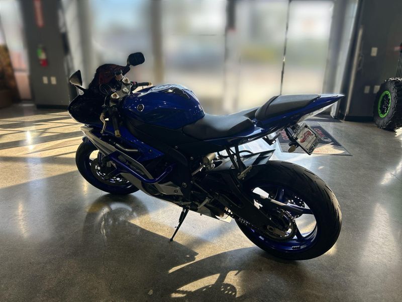 Used 2016 Yamaha YZF-R6 Image 23