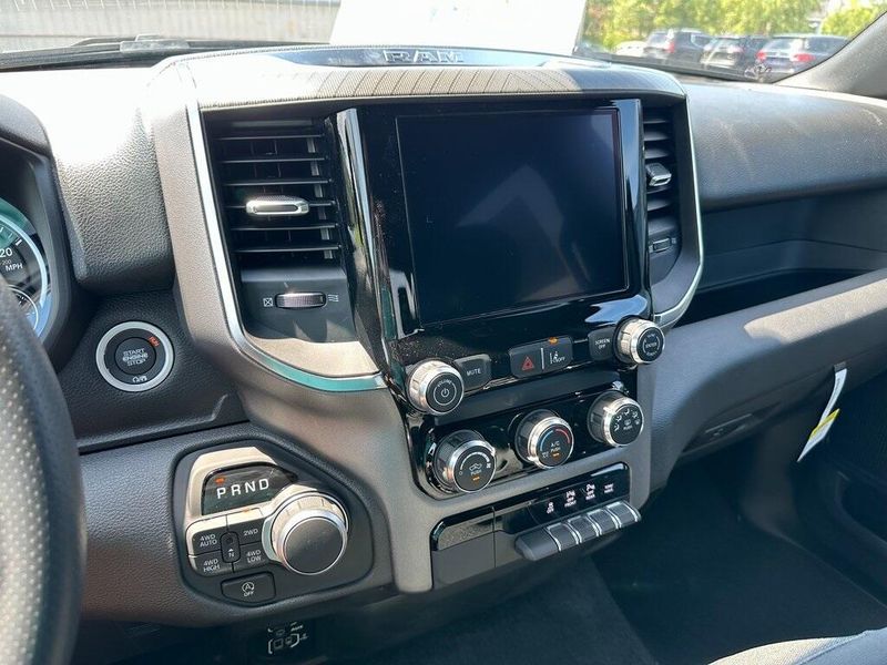 2025 RAM 1500 Big Horn Crew Cab 4x4 5