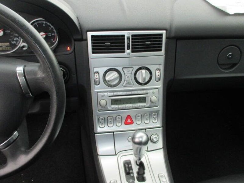 2005 Chrysler Crossfire LimitedImage 17