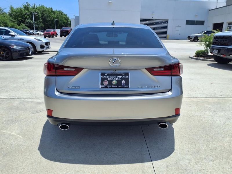 2015 Lexus IS 250 250Image 9
