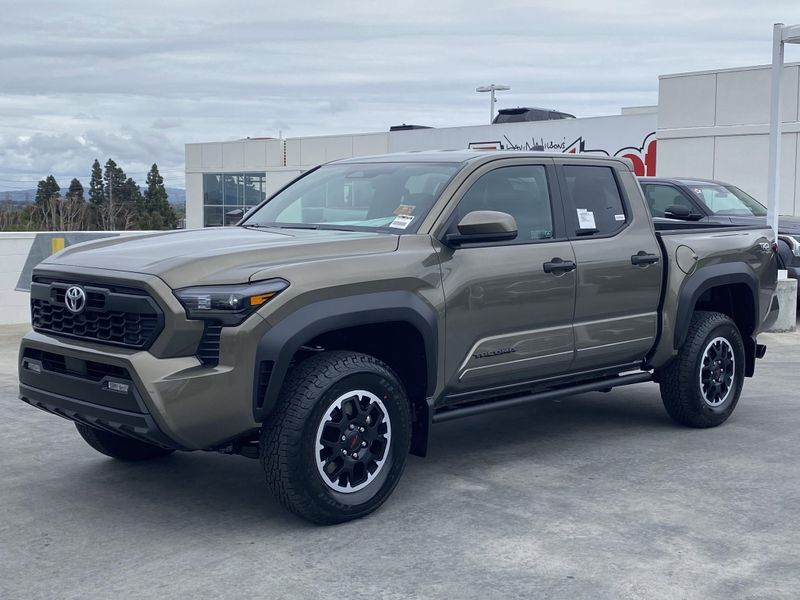 2025 Toyota Tacoma TRD Off RoadImage 6