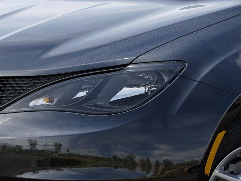 New 2026 Chrysler Voyager Lx