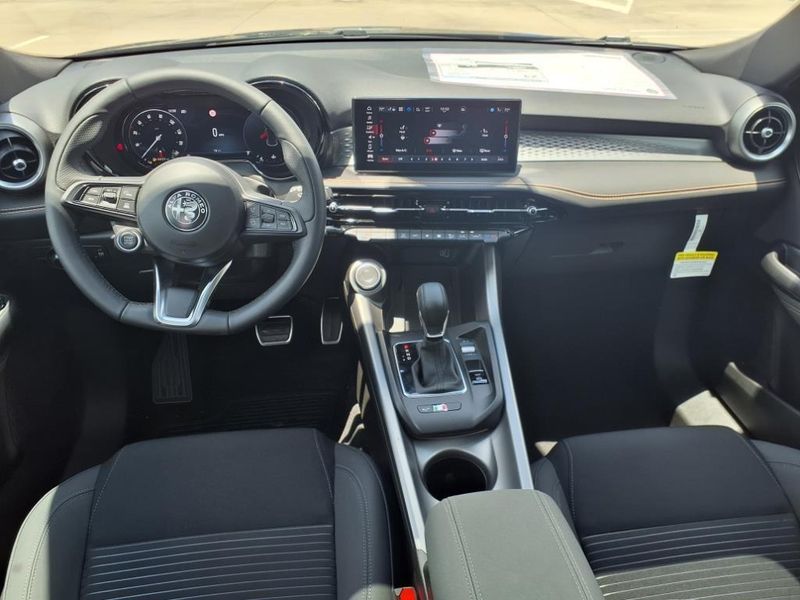 2025 Alfa Romeo Tonale AwdImage 12