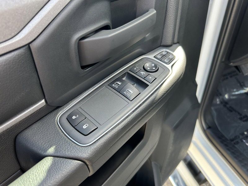2024 RAM 3500 TradesmanImage 13