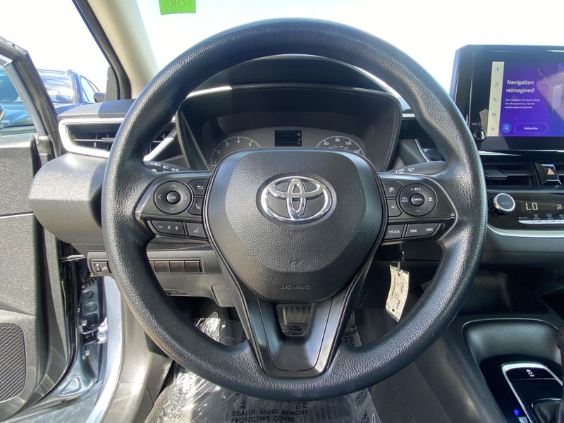 Used 2024 Toyota Corolla LEImage 25