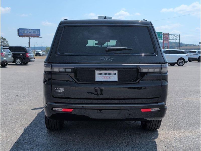 2026 Jeep Grand Wagoneer Limited Reserve 4x4Image 4