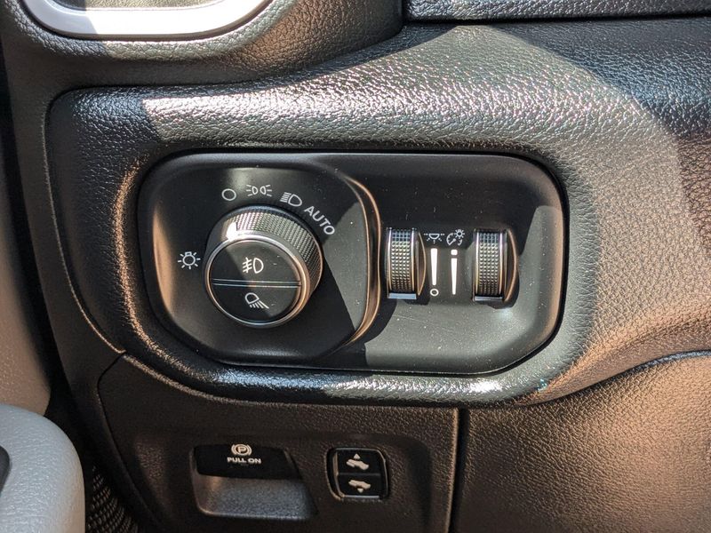 2019 Ram 1500 Big Horn Lone Star photo 14