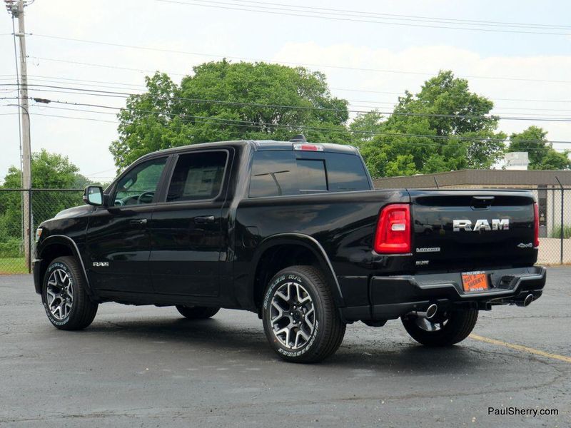 New 2025 RAM 1500 Laramie Crew Cab 4x4 5