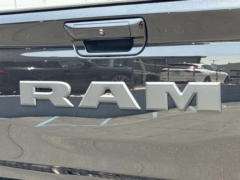 New 2026 RAM 1500 Rho Crew Cab 4x4 5'7' Box
