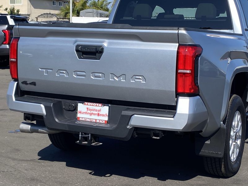 2025 Toyota Tacoma SR5Image 4