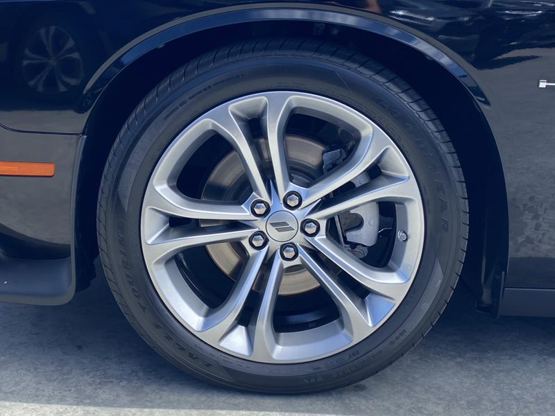 Used 2022 Dodge Challenger R/TImage 8