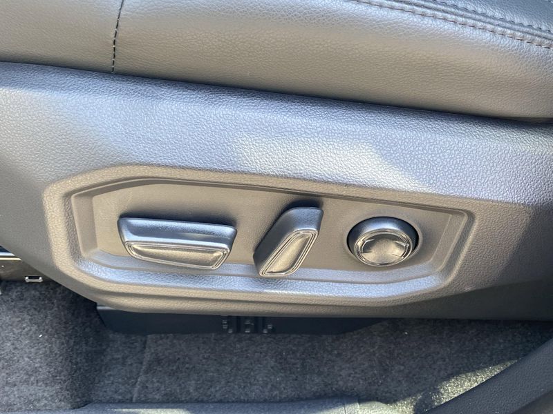 2024 Toyota Tundra LimitedImage 18