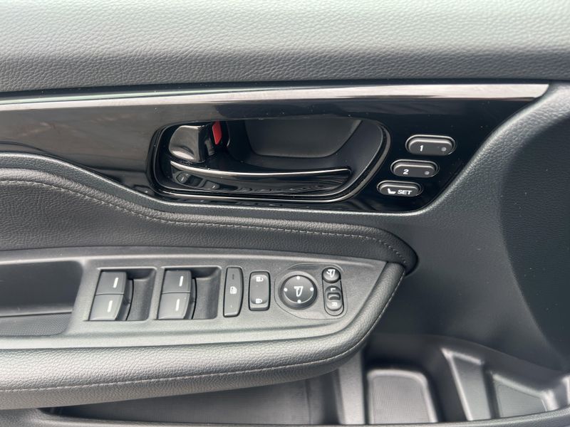 2024 Honda Odyssey EliteImage 6