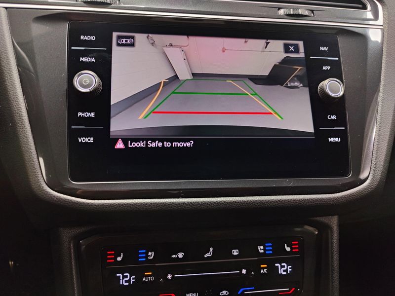 Used 2024 Volkswagen Tiguan AWD SEL R-Line w/Sunroof/NavImage 28