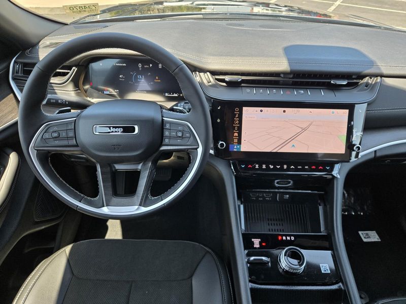 New 2026 Jeep Grand Cherokee L Laredo Altitude 4x4