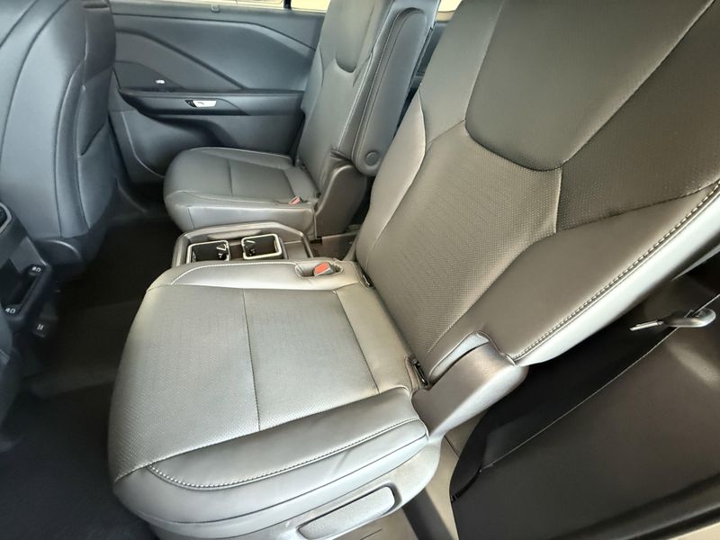 2025 LEXUS TX 500 500h F SPORT PremiumImage 27