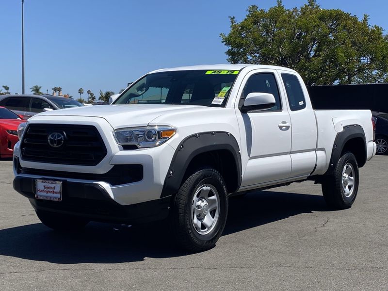 Used 2018 Toyota Tacoma Image 6