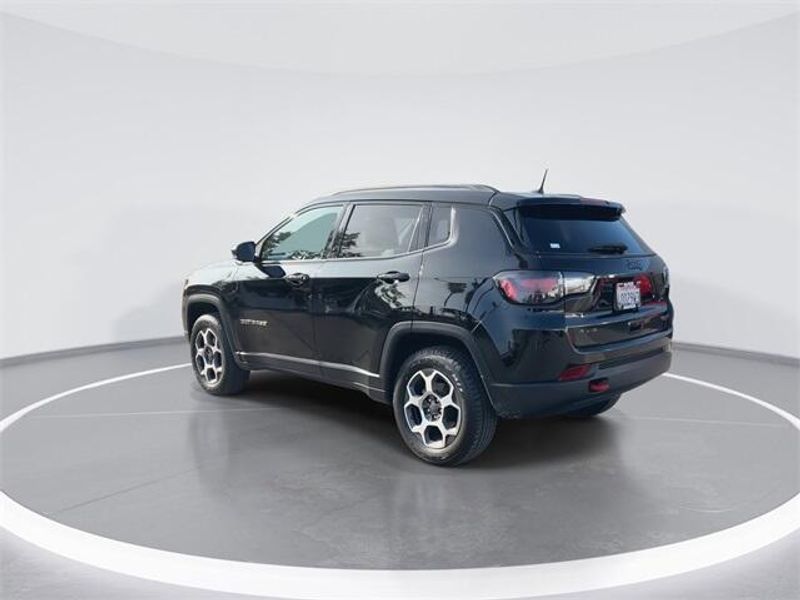 Used 2022 Jeep Compass TrailhawkImage 6