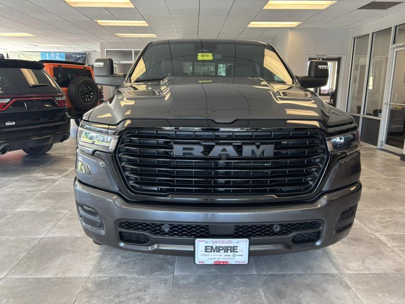 New 2026 RAM 1500 Laramie Crew Cab 4x4 5'7' Box