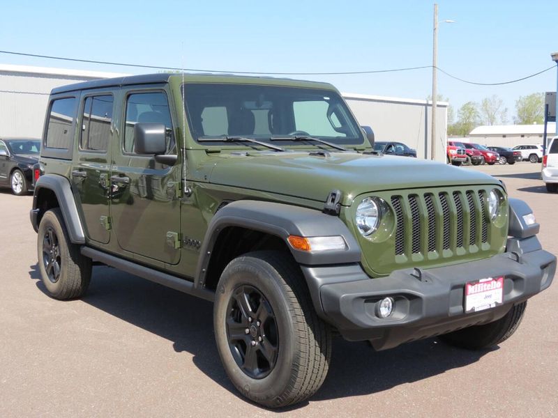 2022 Jeep Wrangler Unlimited Sport 4x4 4dr SUVImage 8