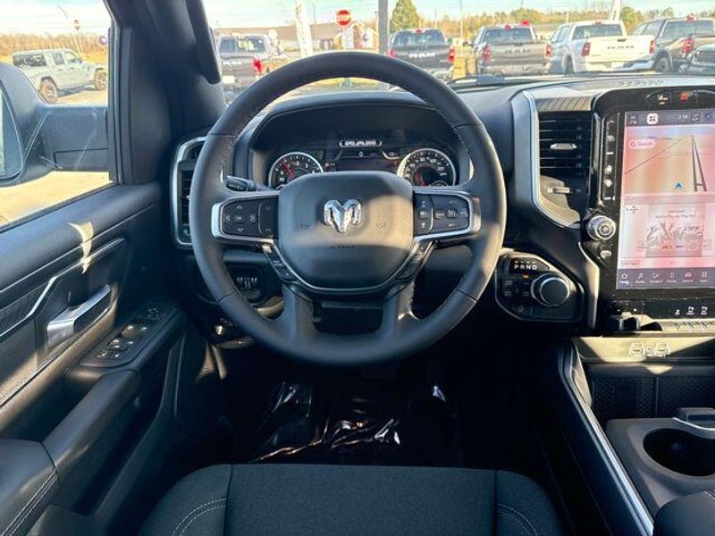 2026 RAM 1500 Big Horn Crew Cab 4x4 5'7' Box