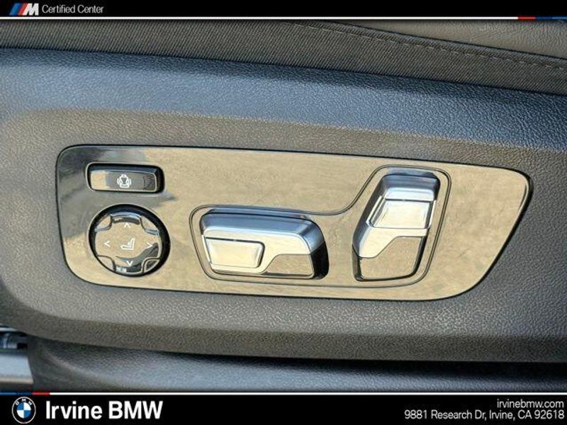 Used 2025 BMW X5 xDrive40iImage 21