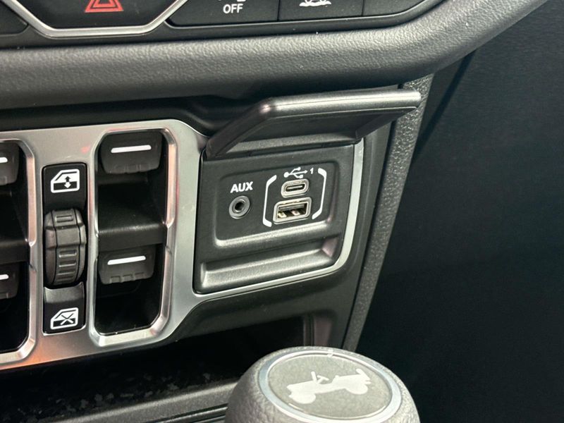 New 2025 Jeep Wrangler 4-door Sahara