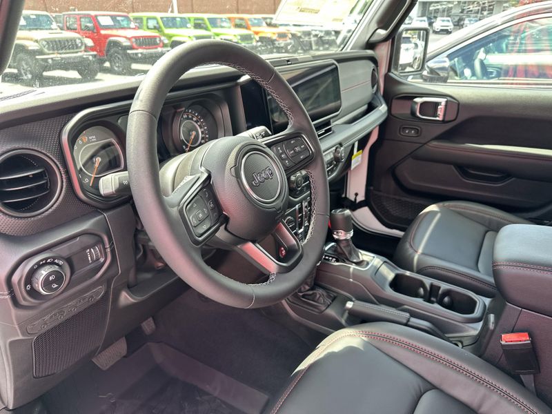 New 2025 Jeep Gladiator Rubicon X 4x4Image 22