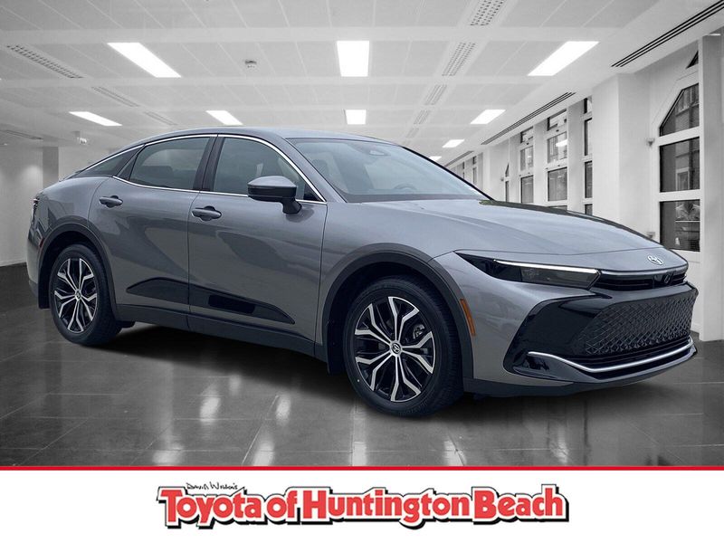 2025 Toyota Crown Image 1