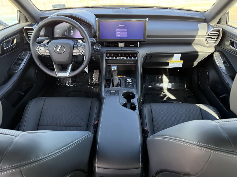 New 2026 Lexus IS 350 F SPORT DesignImage 18