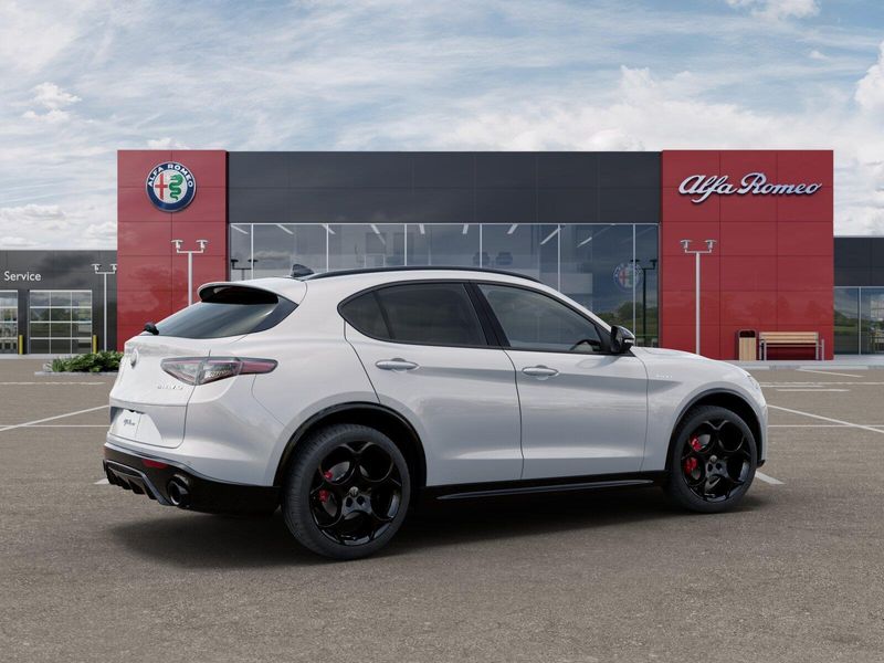 New 2025 Alfa Romeo Stelvio AwdImage 22