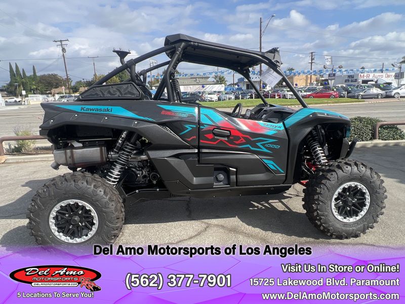 2022 Kawasaki KRF1000CNFNL  in a TURQUOISE/METALLIC ONYX BLACK exterior color. Del Amo Motorsports of Los Angeles (562) 262-9181 delamomotorsports.com 