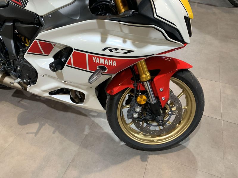 Used 2022 Yamaha YZF-R7 CA Image 15