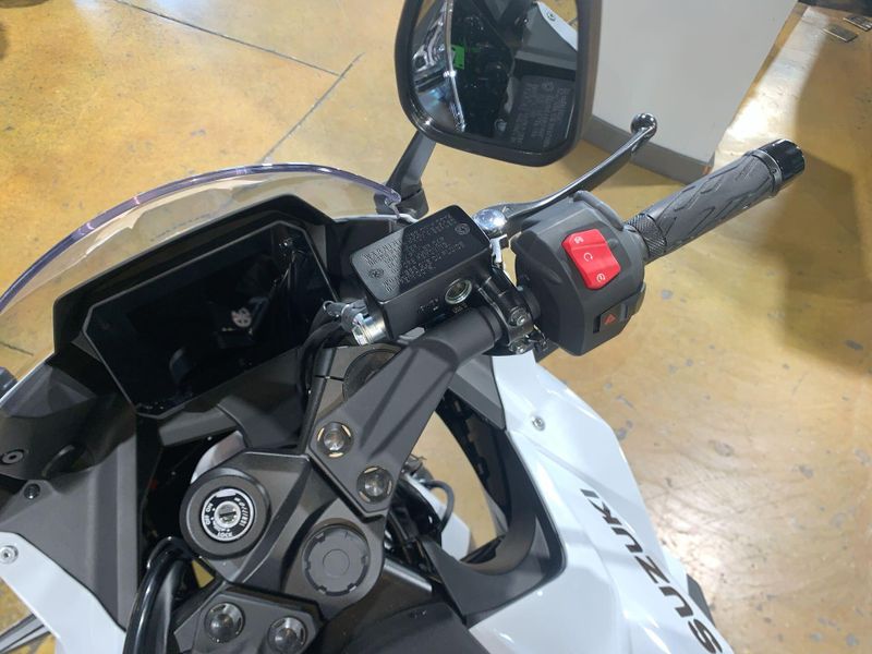 New 2026 Suzuki GSX-8R Image 14